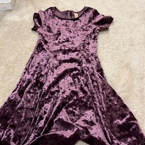 Girls purple velvet dress